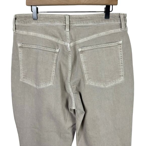 Old Navy | High Rise Curvy O.G. Straight Secret Smooth Pockets Beige Ankle Jeans - Picture 4 of 8